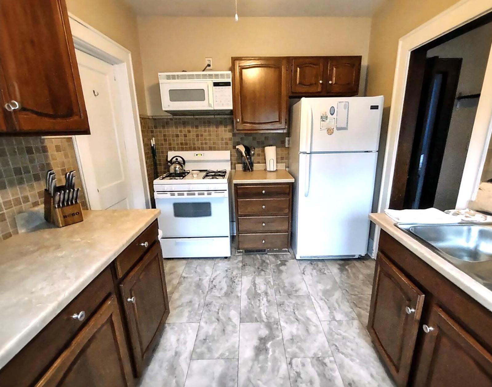 Spacious Frontier Park Apartment 伊利 外观 照片