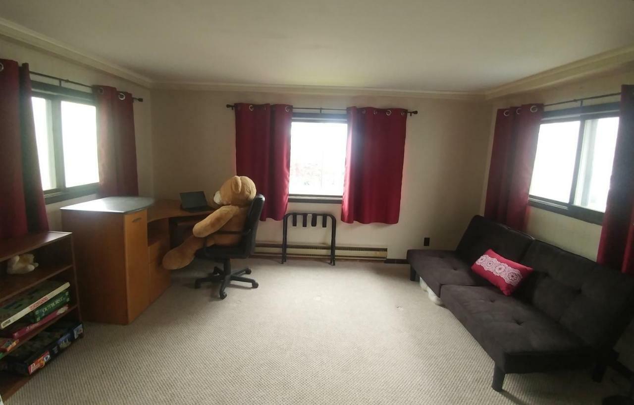 Spacious Frontier Park Apartment 伊利 外观 照片